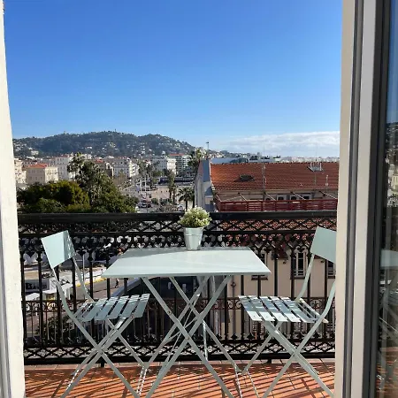 Sunrise Balcony Appartement *