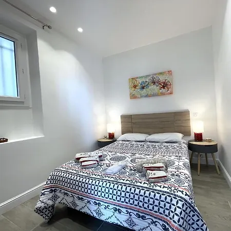 Sunrise Balcony Lägenhet